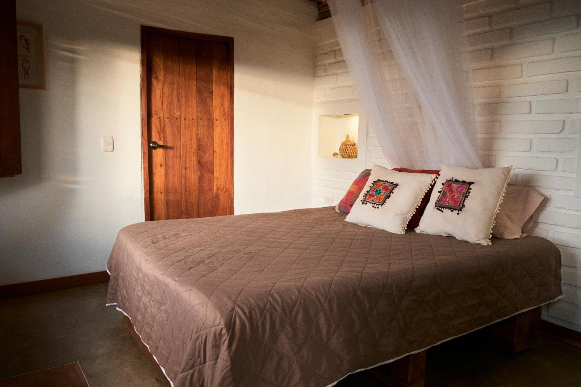 Hostal Juan Palitos Los Santos  Bagian luar foto