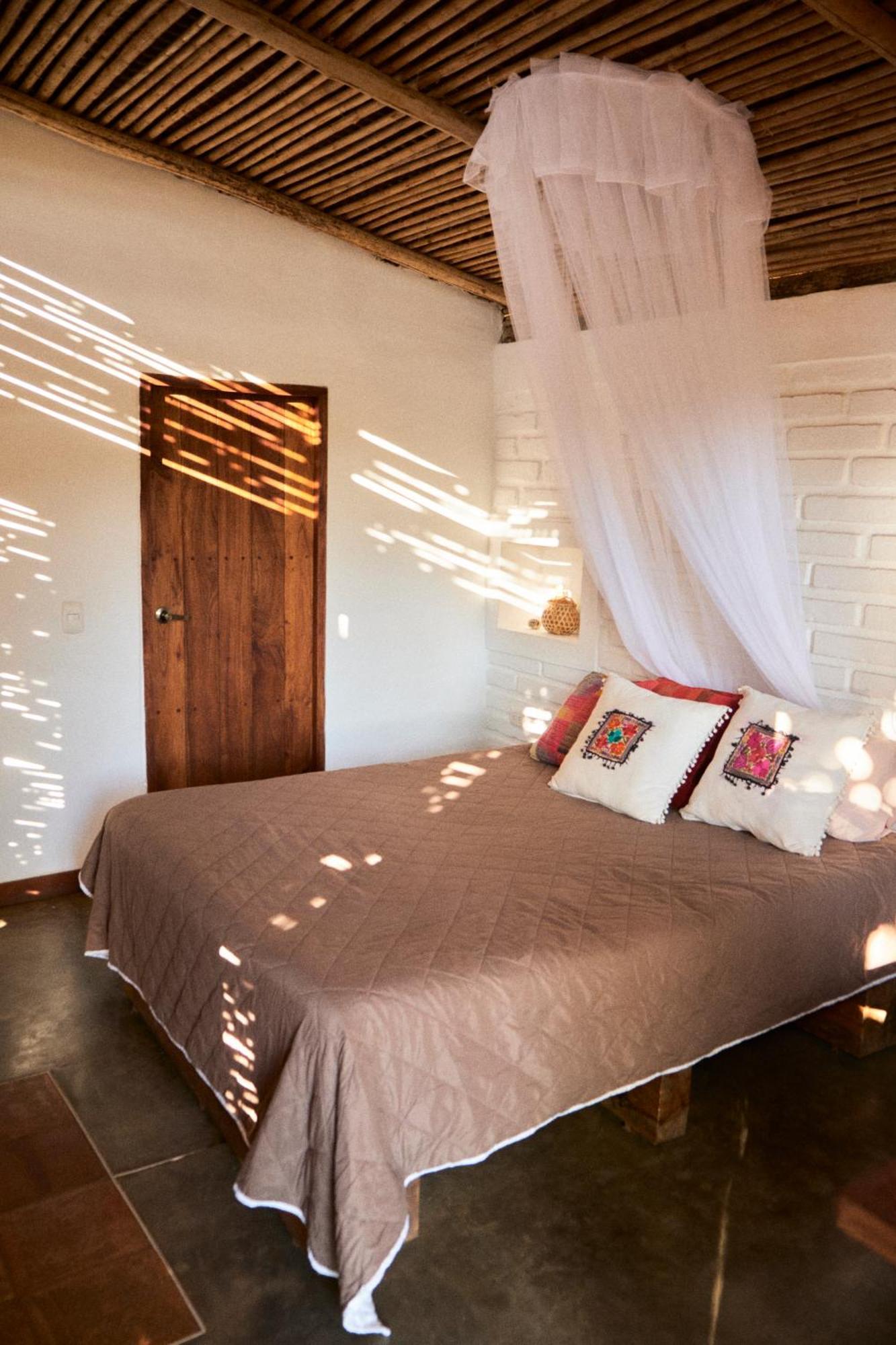 Hostal Juan Palitos Los Santos  Bagian luar foto